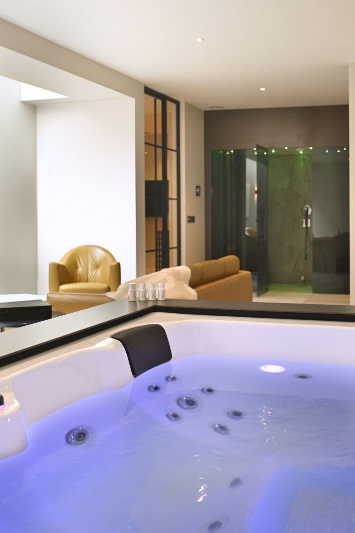 Binnen bubbelbad met luxe uitstraling